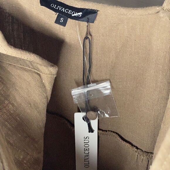 NWTs Olivaceous Ramie Blend Cropped Jumpsuit Size Small - Picture 11 of 12